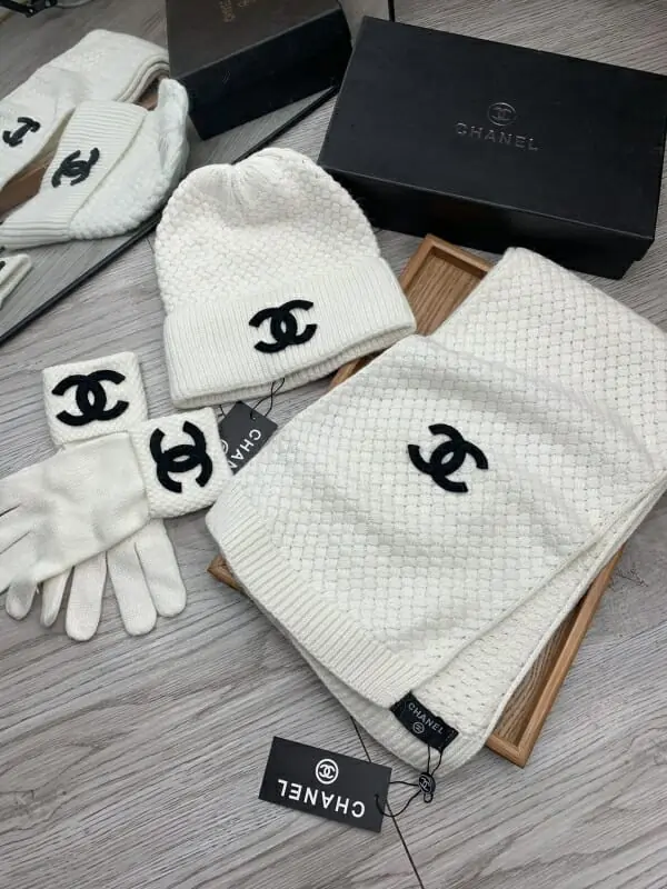 chanel hat and echapres and glove set s_1260a201